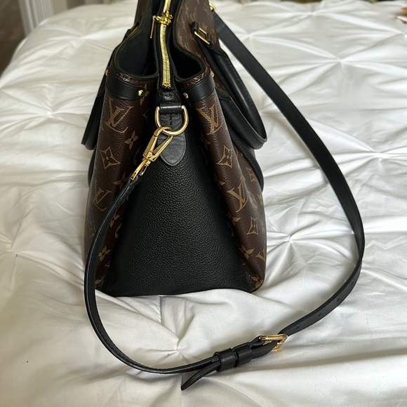 Soufflot MM Tote monogram canvas - Picture 4 of 16